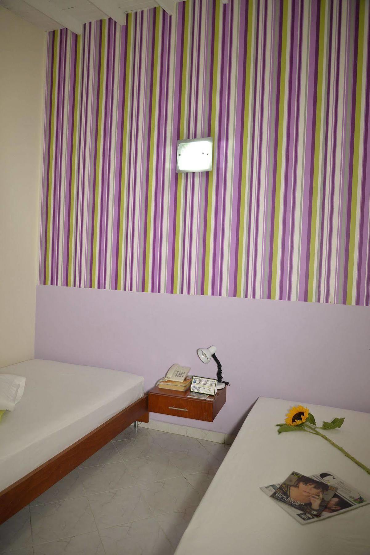 Casa Portico Otel Medellín Dış mekan fotoğraf