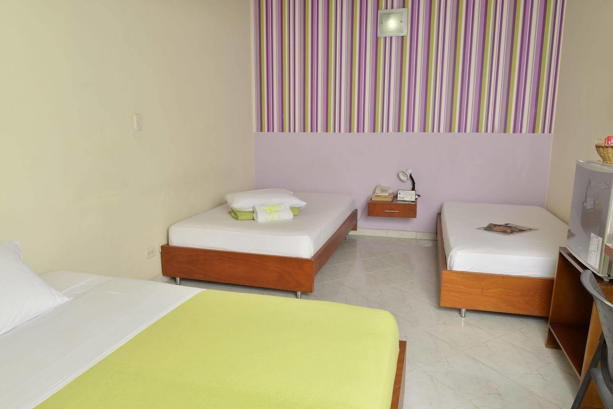 Casa Portico Otel Medellín Dış mekan fotoğraf